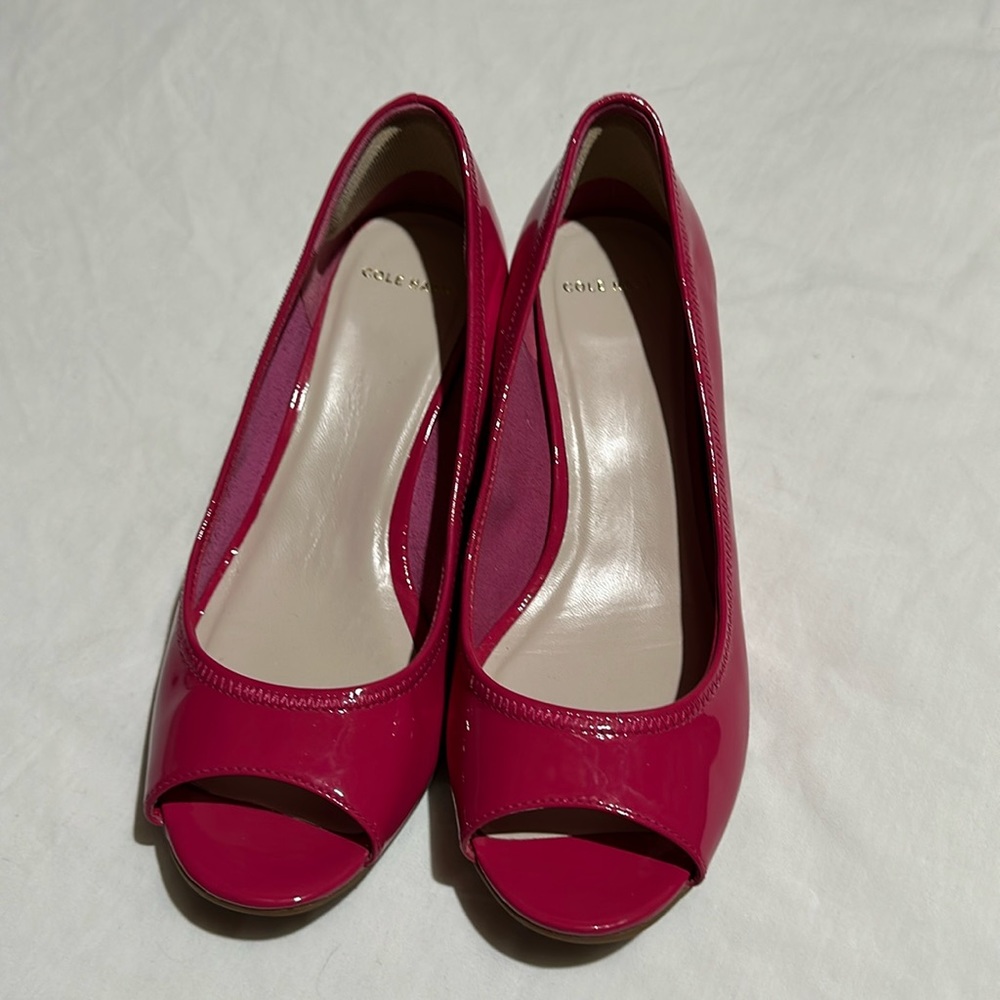 Wedge open toe shoes